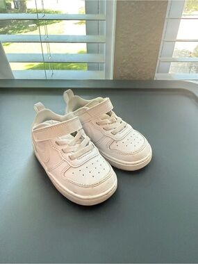Nikes toddler 6c